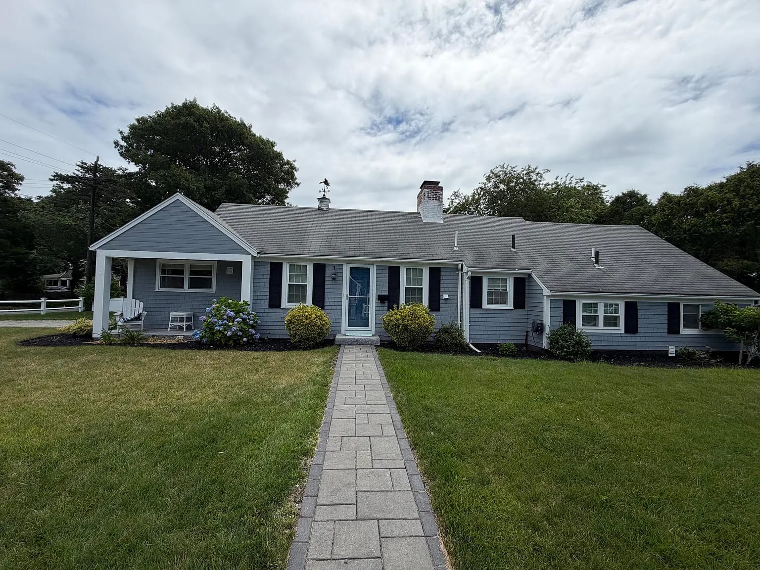 25 Sunset Drive