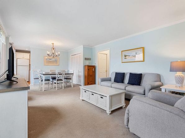 14 Harold Street APT 8C