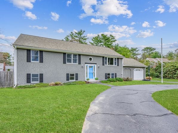 153 Hickory Hill Circle