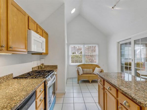 9 Red Cedar Road UNIT 9