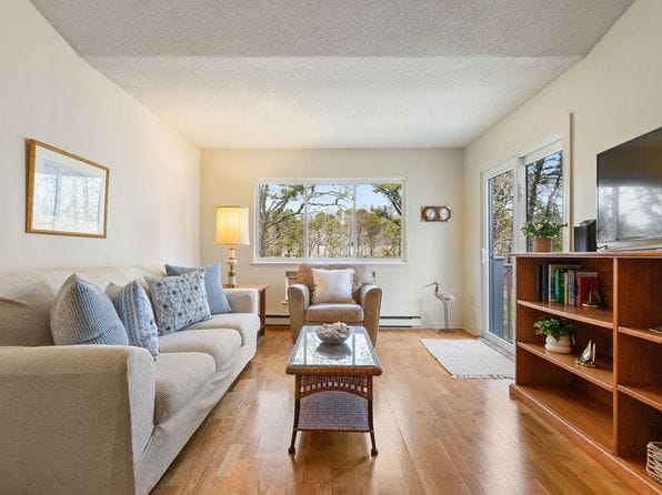 82 Fletcher Lane UNIT H