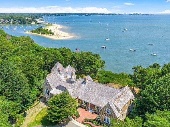 2079 Head of the Bay Road