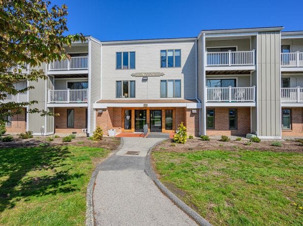 42 Old Colony Way APT 21