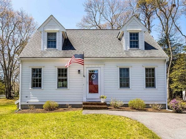 5 Raspberry Ln