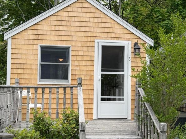 17 Shore Road UNIT 6