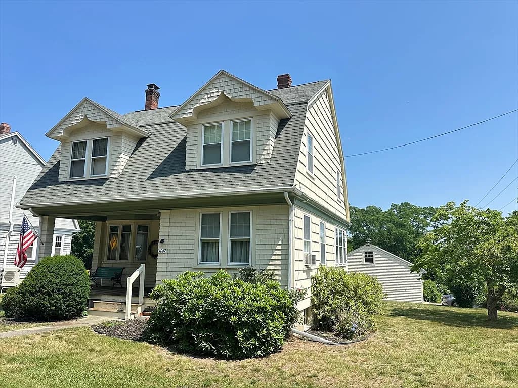 1067 Sandwich Rd - Photo 1