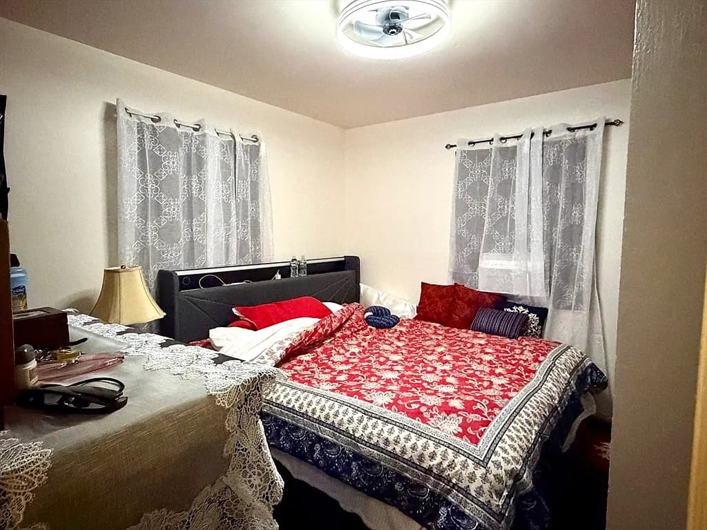 10-12 Hiramar Rd - Photo 5