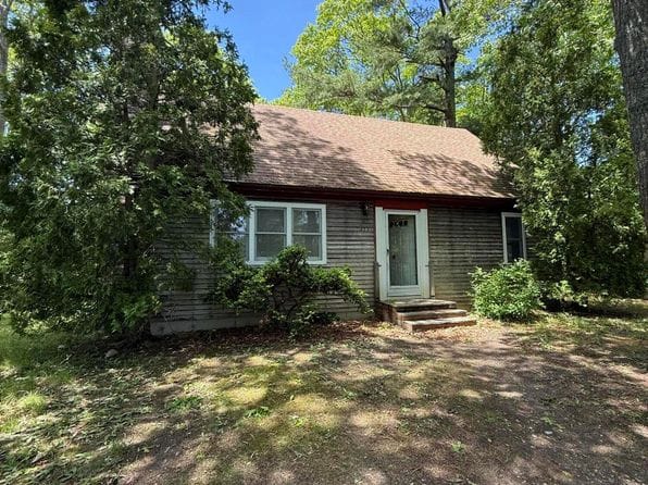 352 Currier Road