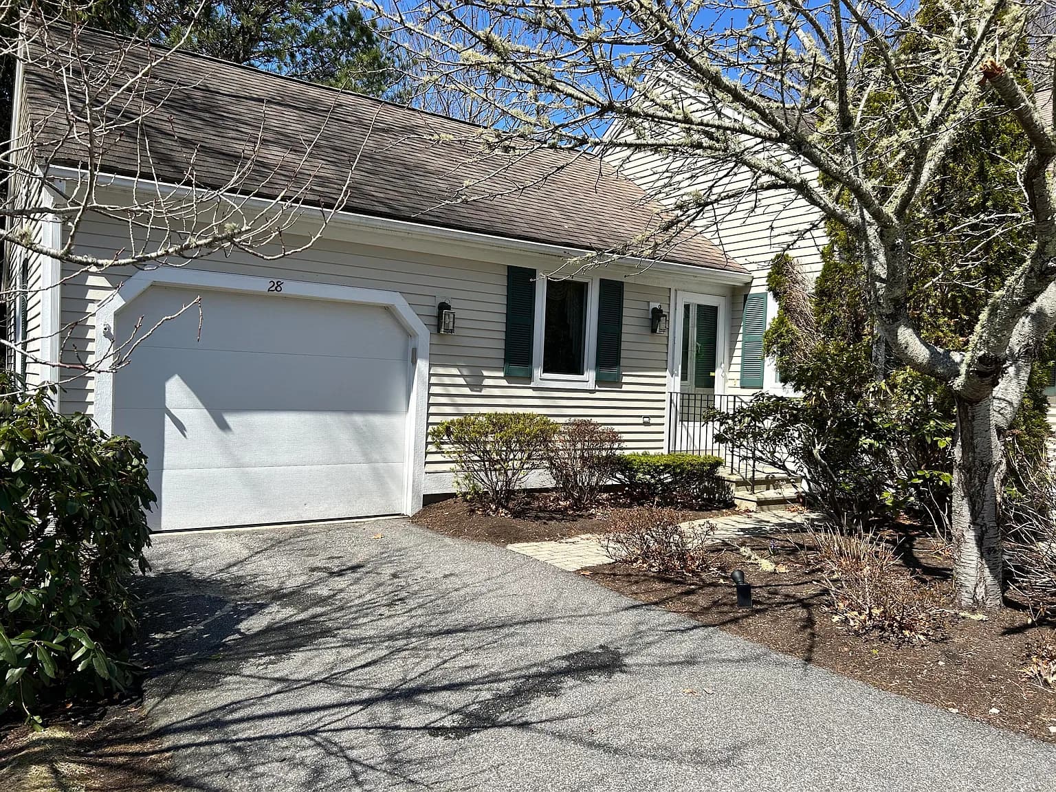 28 Windward Street UNIT 28 - Photo 1