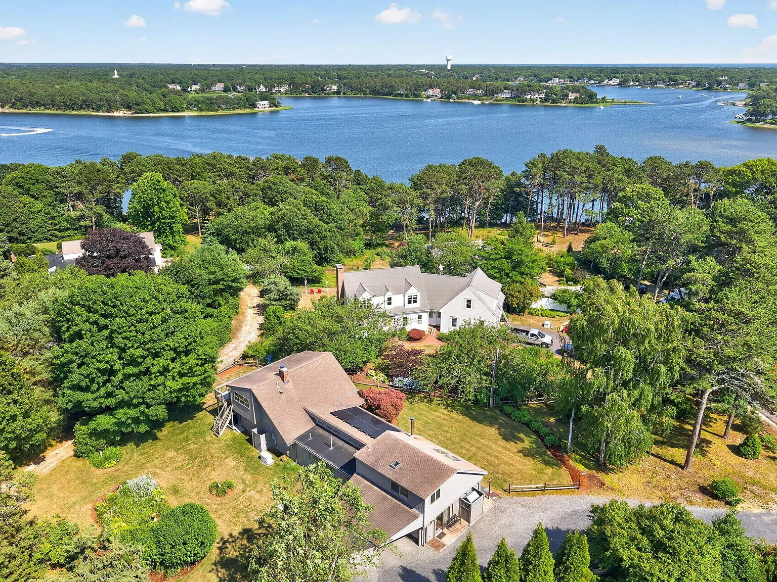 30 Fairway Road