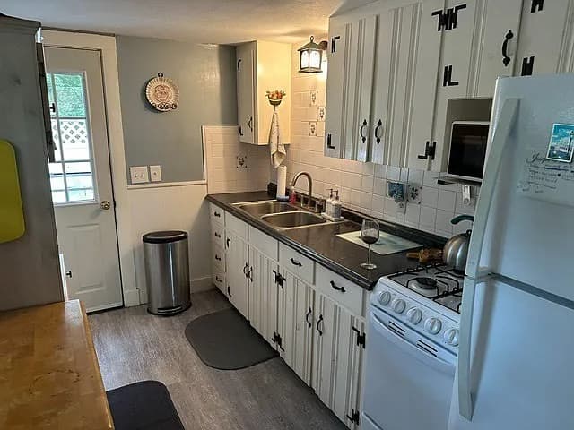 30 Marjorie Ave - Photo 1