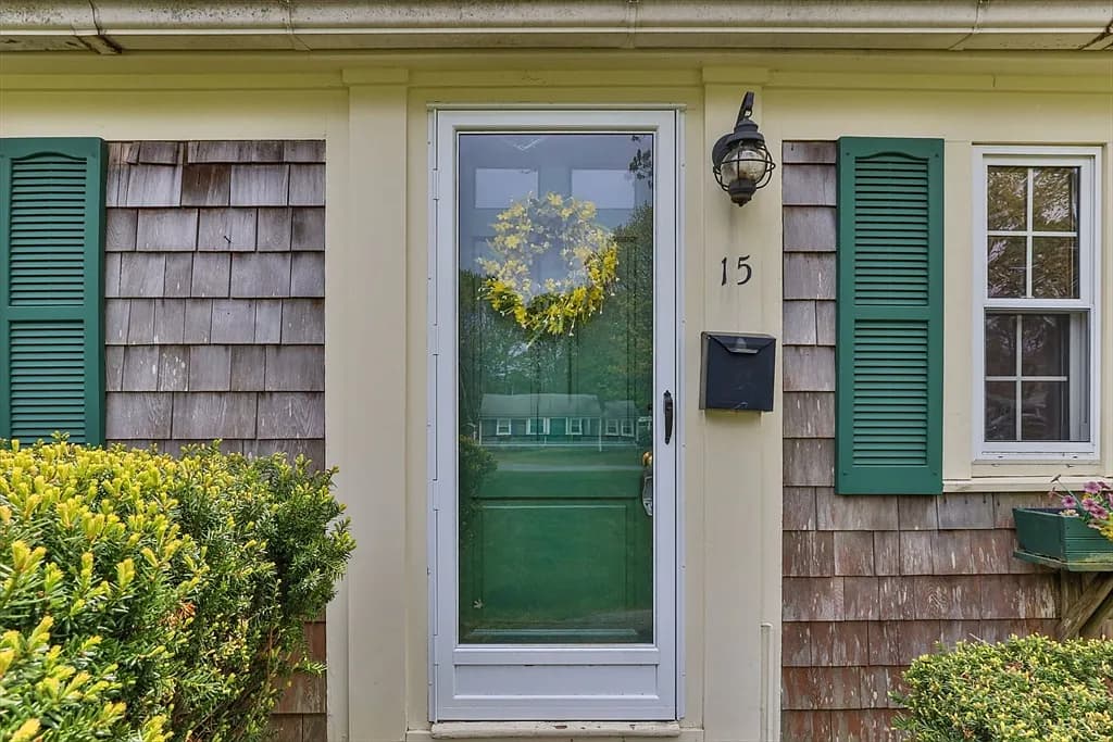 15 Squanto Rd - Photo 4
