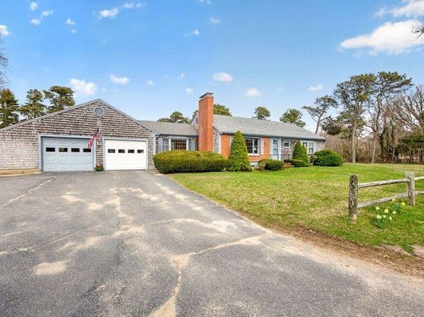 48 Glover Square, Chatham