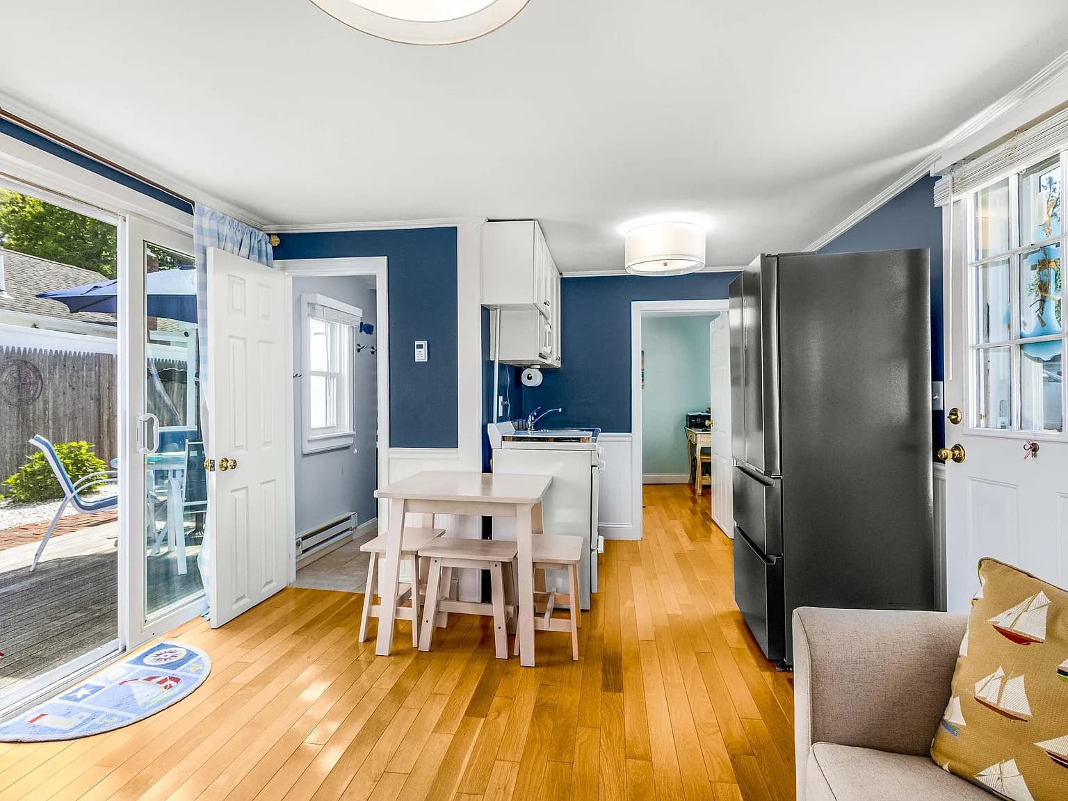 128 Sea Street UNIT 2 - Photo 3