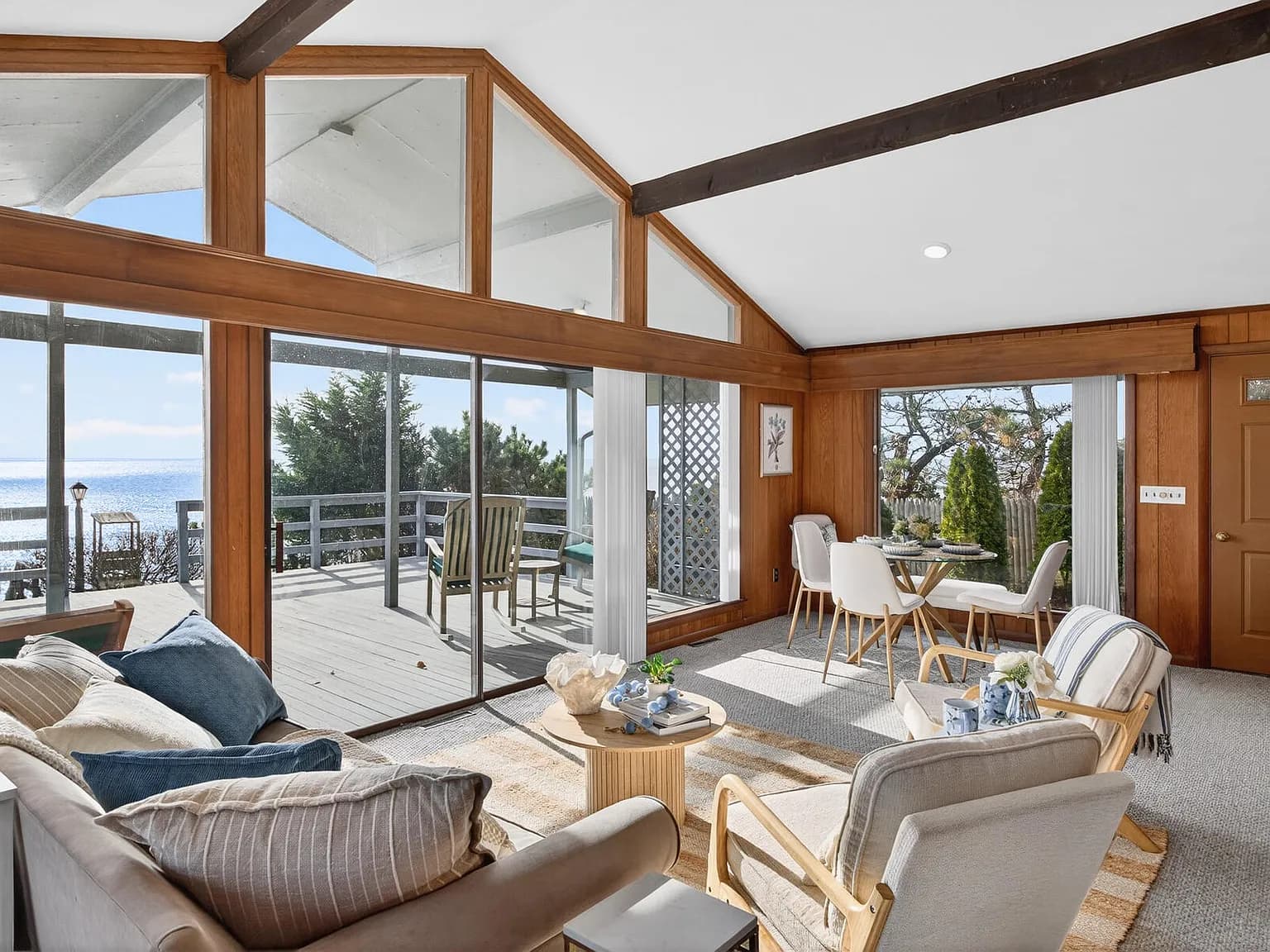 28 Patricia Lane - Photo 4