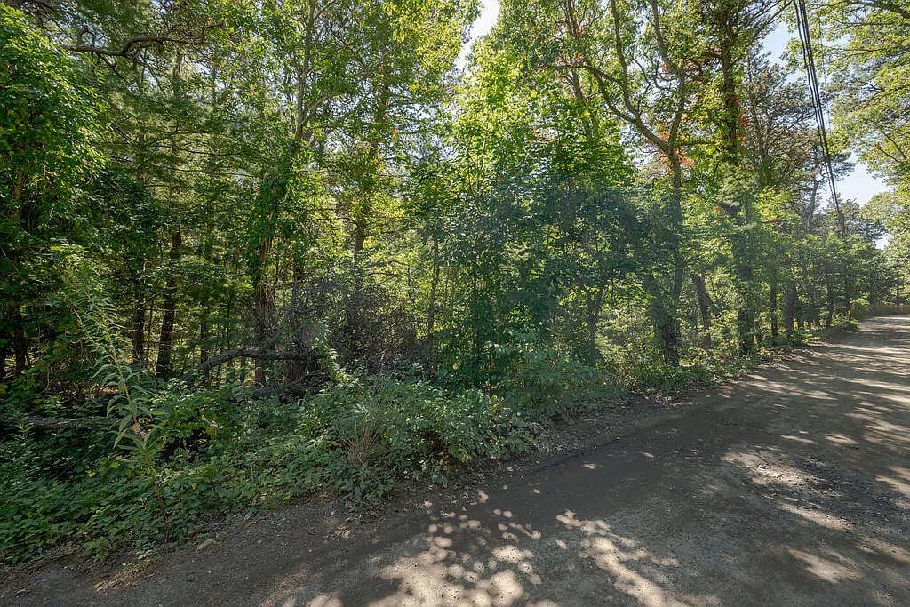 40 Old Long Pond Road, Wellfleet