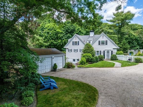 156 E Bay Rd