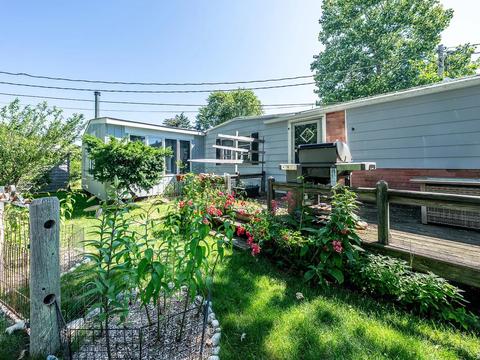 2067 Weatherly Avenue - Photo 4