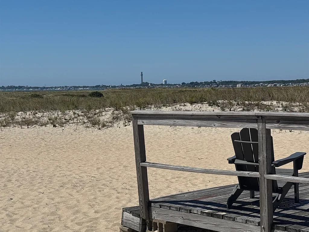 658 Shore Rd #8 - Photo 4