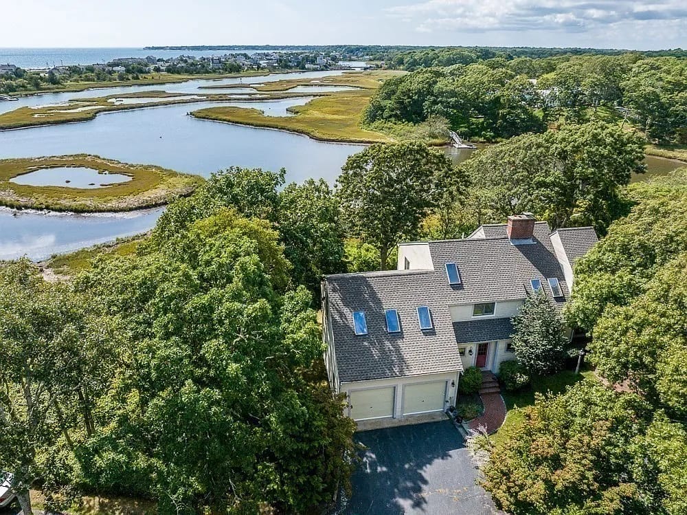 498 Elliott Rd