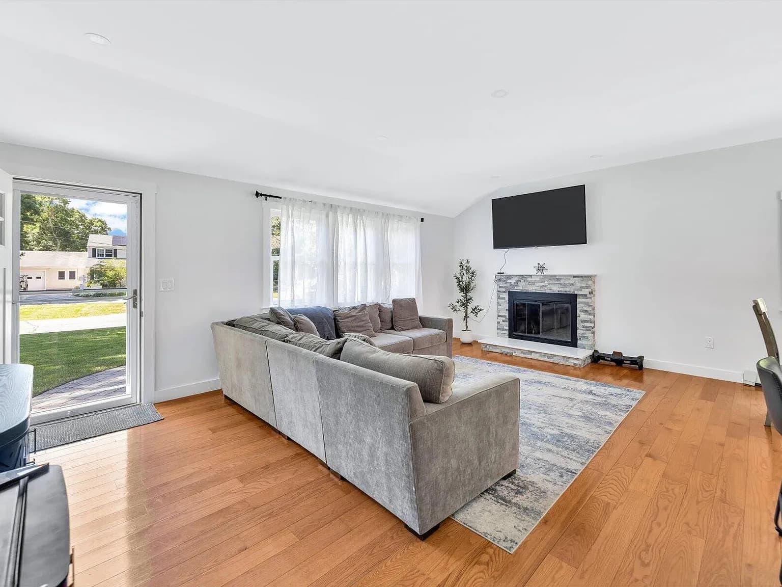 25 Nancy Lane - Photo 3