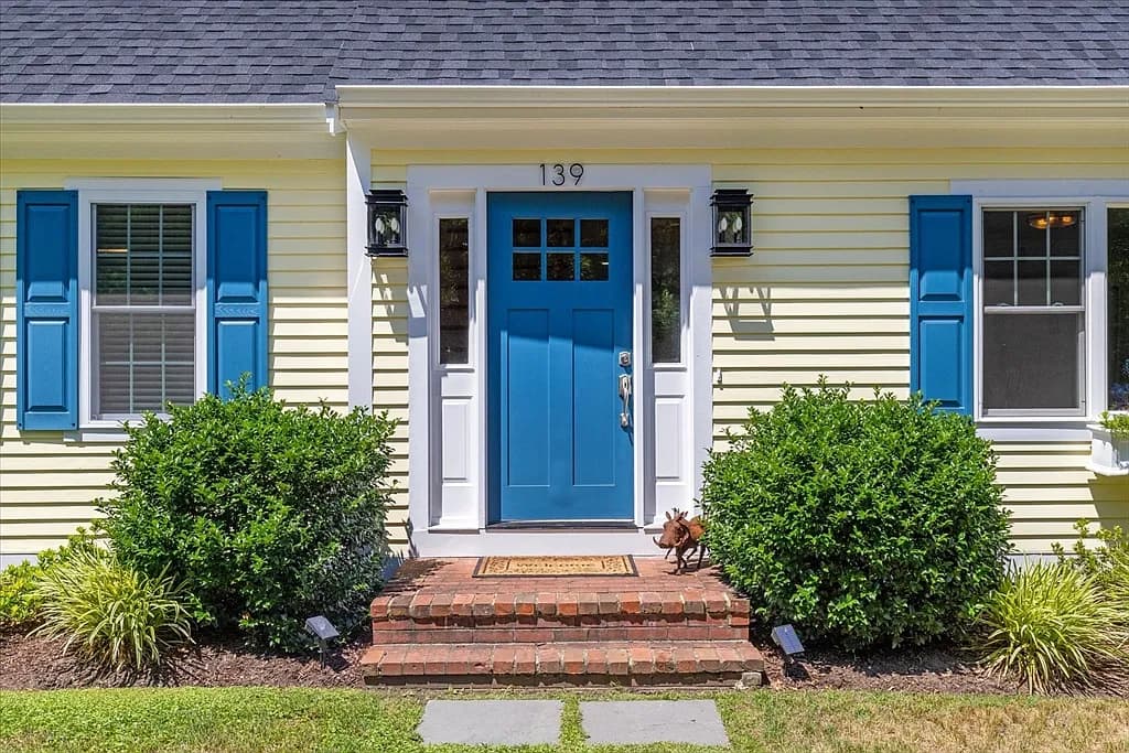 139 Fuller Rd - Photo 1