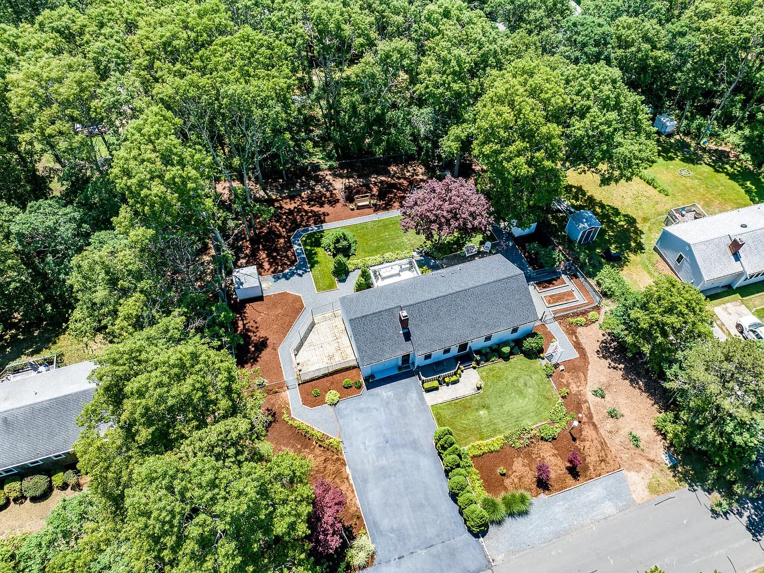 6 Emerald Way - Photo 3