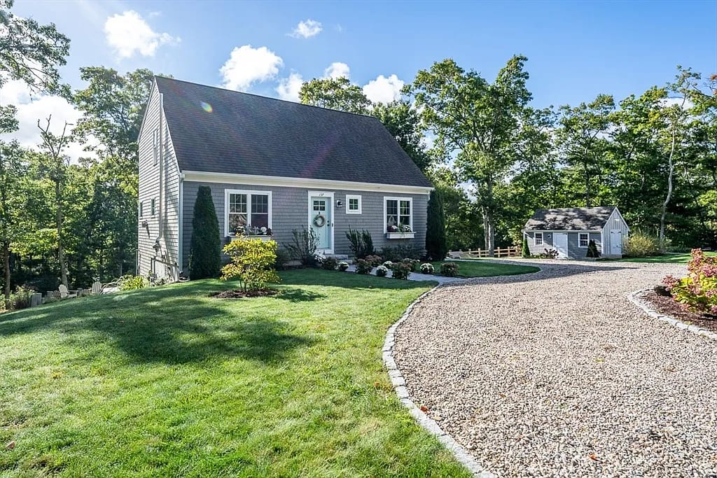 137 Falmouth Sandwich Rd