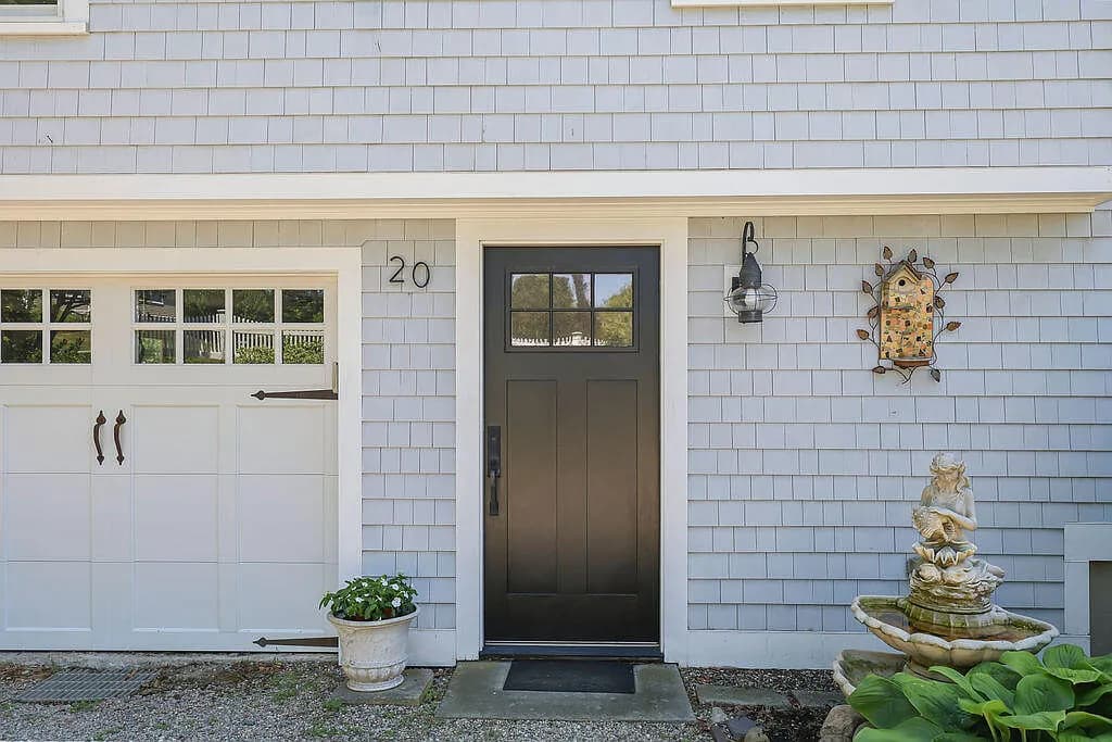 20 Burg Avenue - Photo 6