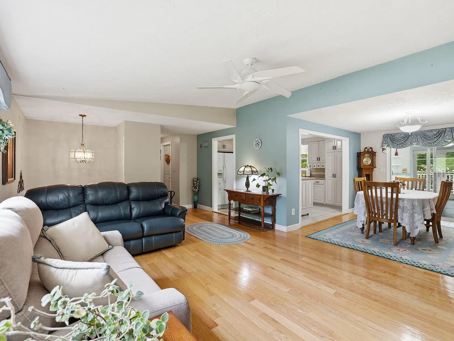 17 Briggs Avenue - Photo 6