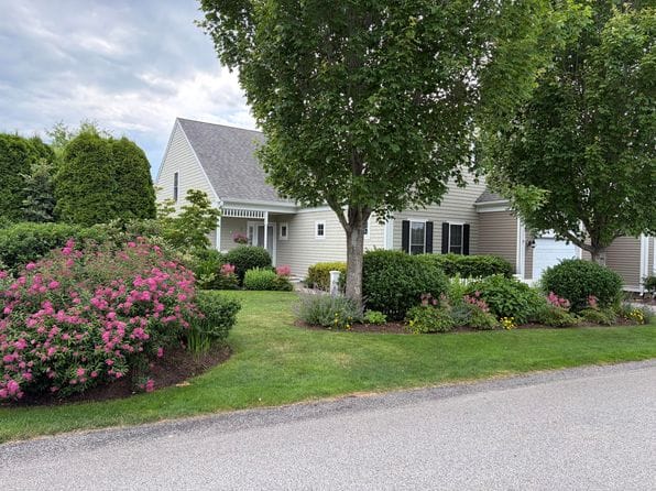 2 Amberwood Court UNIT 2