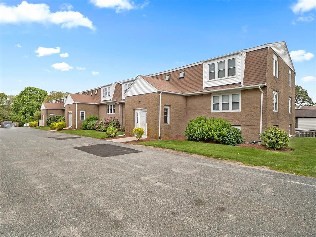 24 Bettys Pond Rd #K - Photo 4