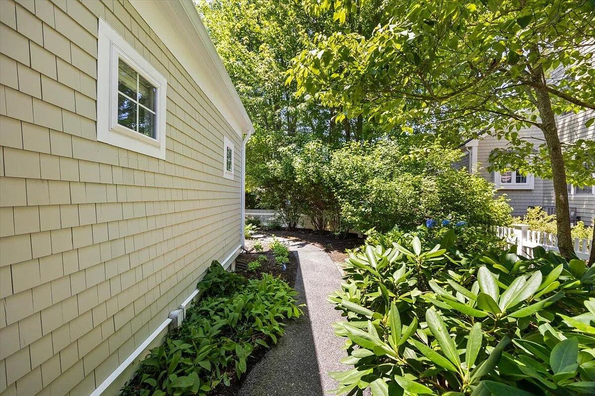 9 Blue Meadow Court UNIT 9 - Photo 5