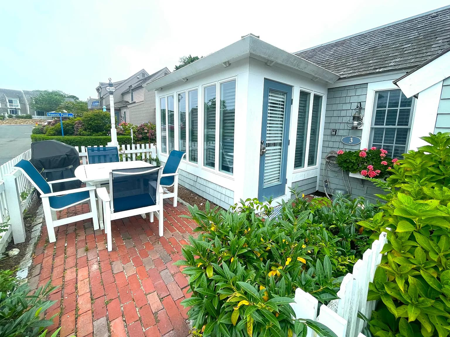 3 Hyannis Point Road - Photo 3