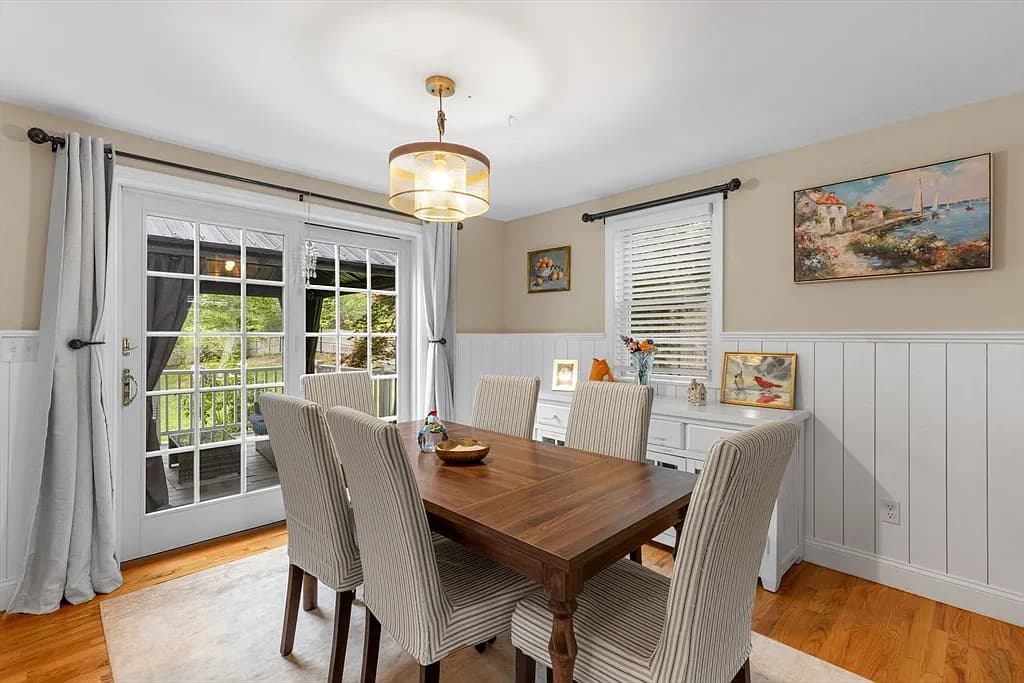 195 Knotty Pine Ln - Photo 1