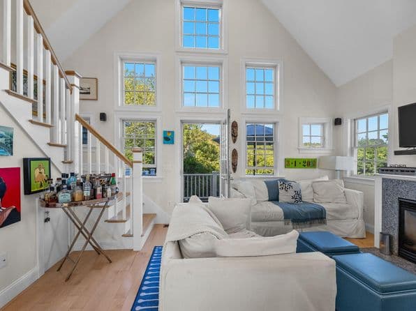 21 Bradford Street Extension #U8, Provincetown