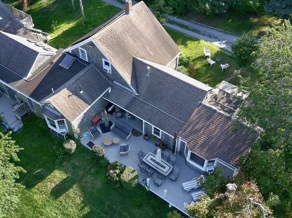138 Chase St