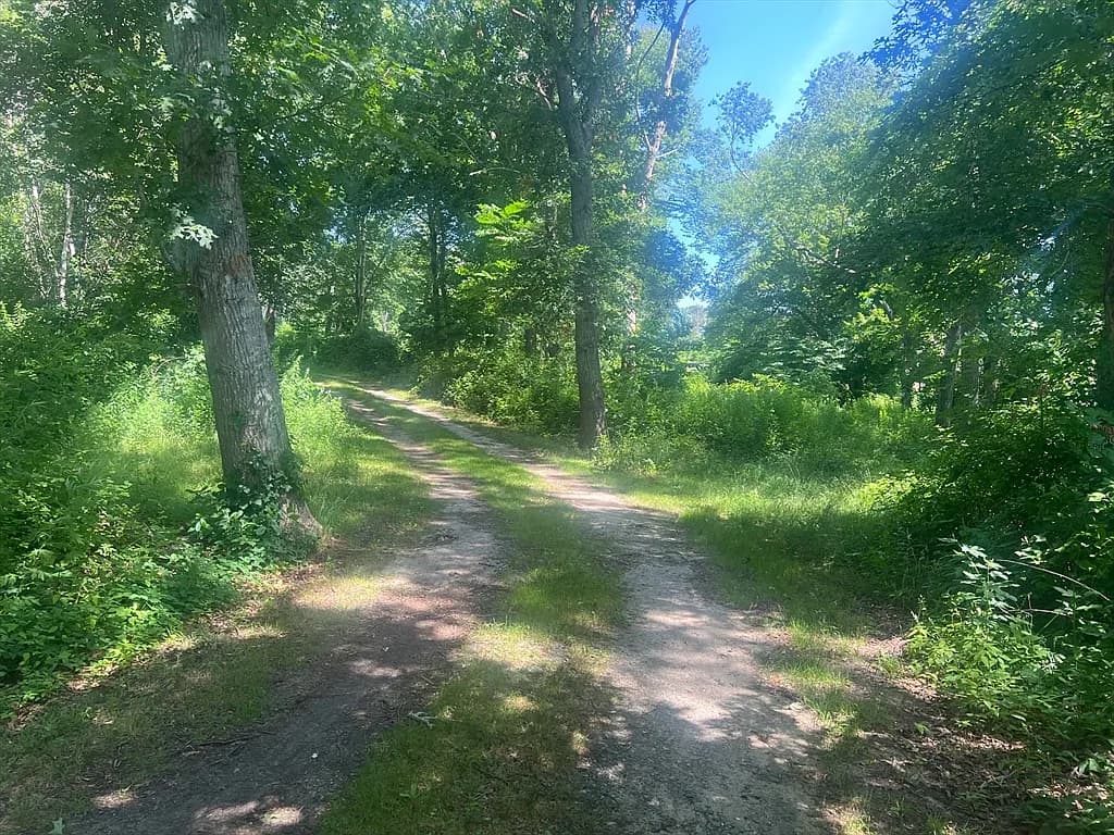 11 Freeman Ln - Photo 2