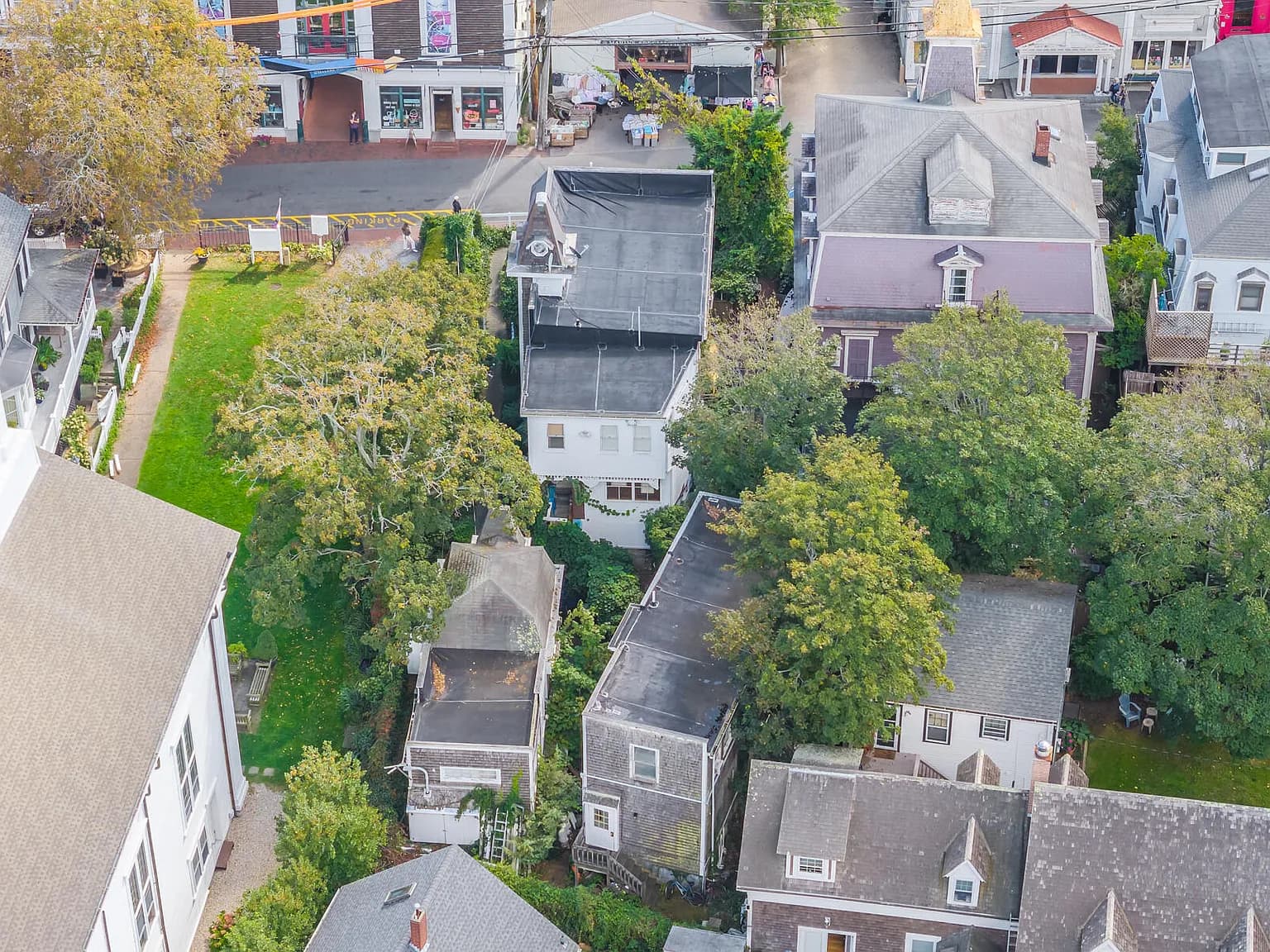 234 Commercial Street - Photo 2