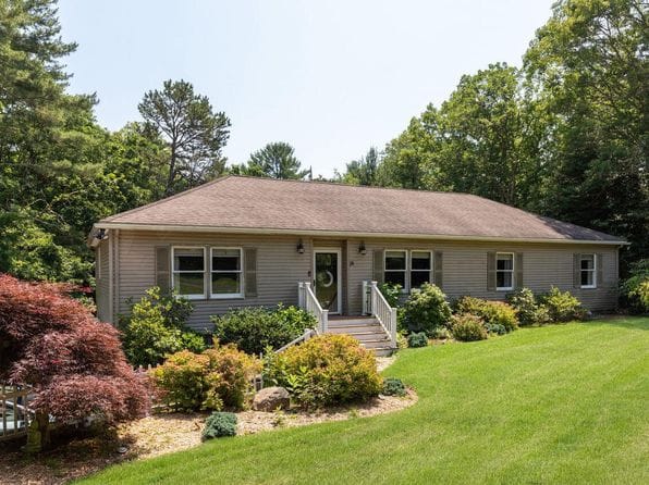 24 Moon Compass Lane
