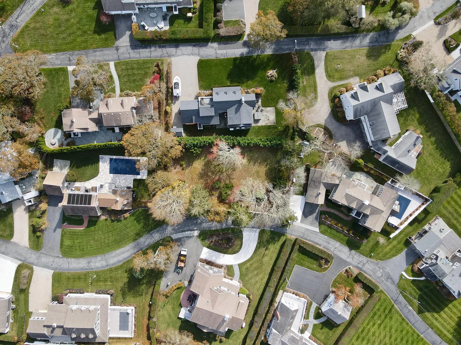 19 Riverway - Photo 4