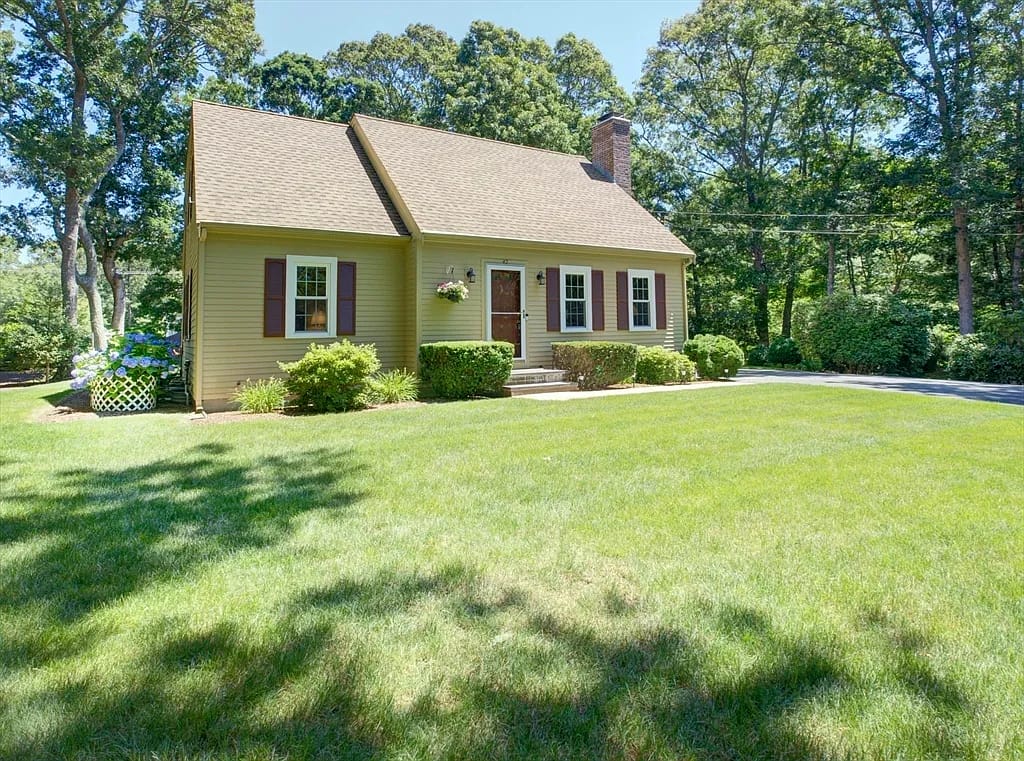 47 Simmons Rd