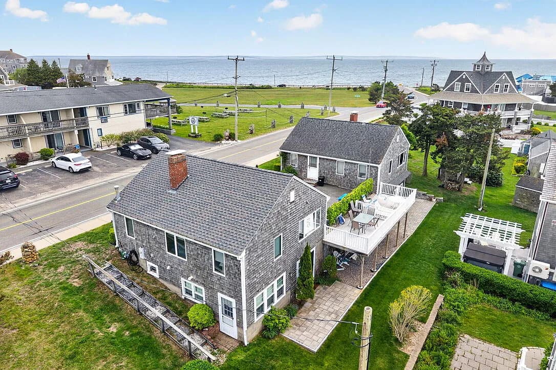 426 Grand Avenue - Photo 1