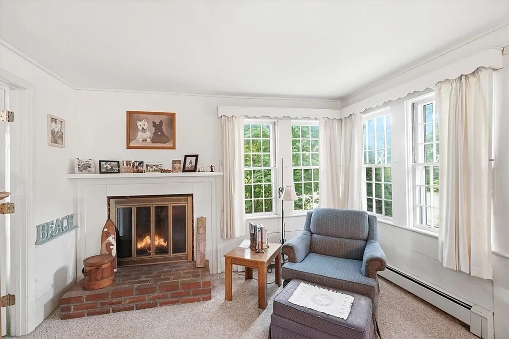 127 Pine Ave - Photo 6