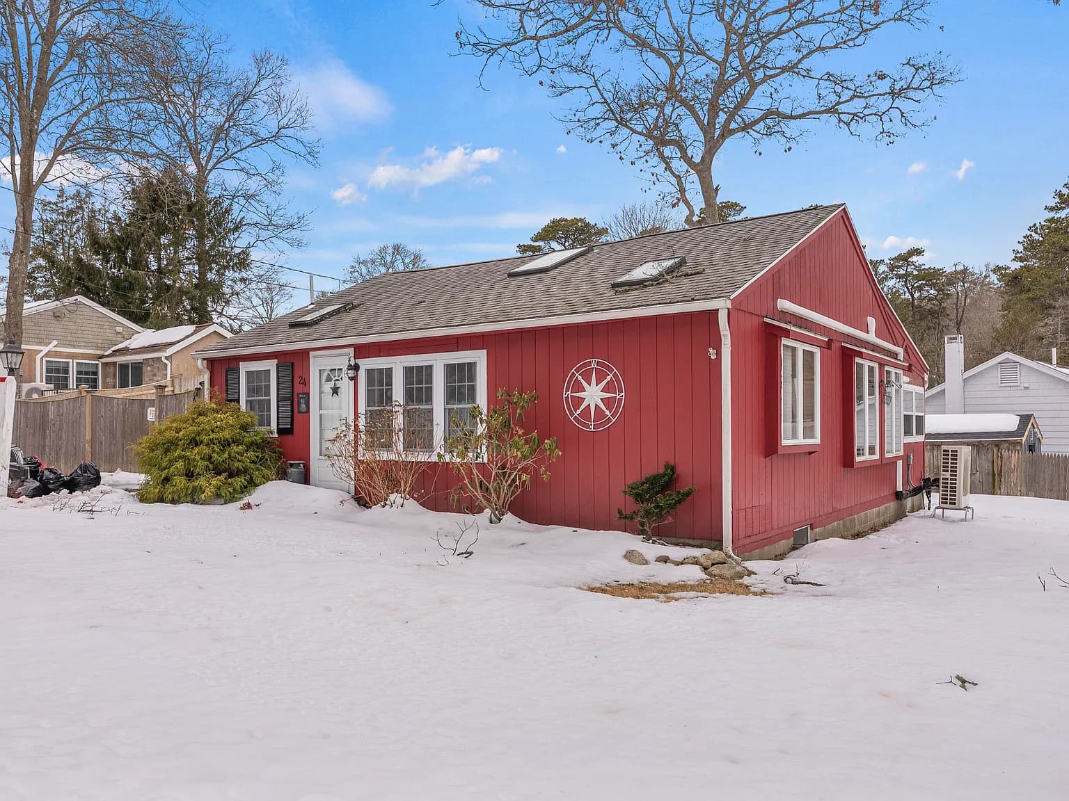 24 East Road - Photo 2