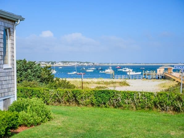 172 Irving Ave, Barnstable