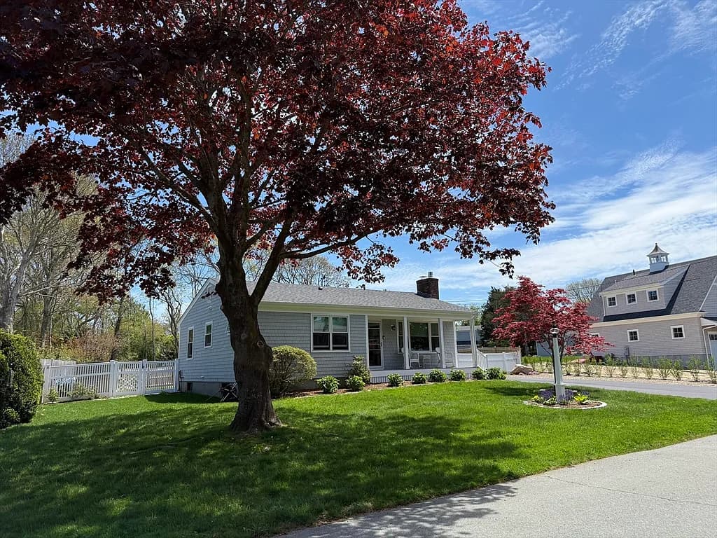 6 Andrea Rd - Photo 3