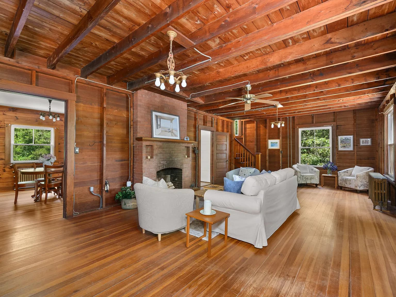 149 Cathedral Road - Photo 2