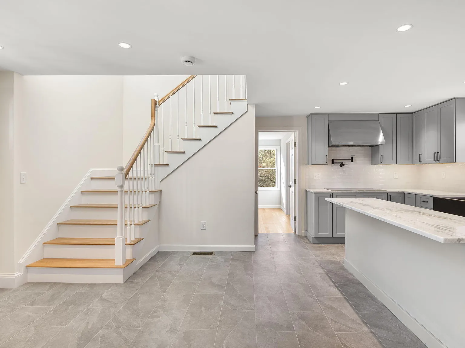 1 Shore Drive - Photo 3