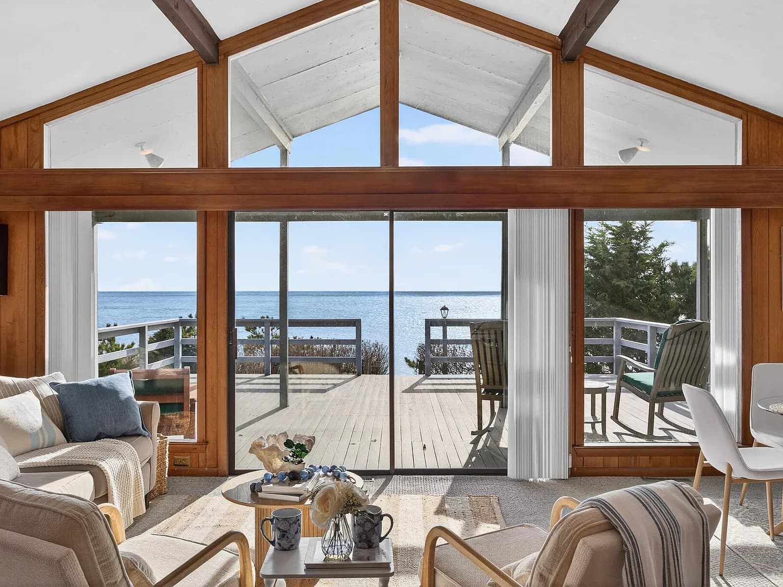 28 Patricia Lane - Photo 3